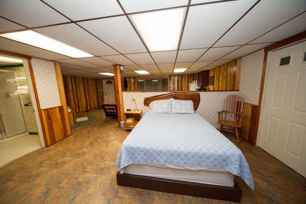 Log Cabin Lodge & Suites Jones Mills Exteriör bild