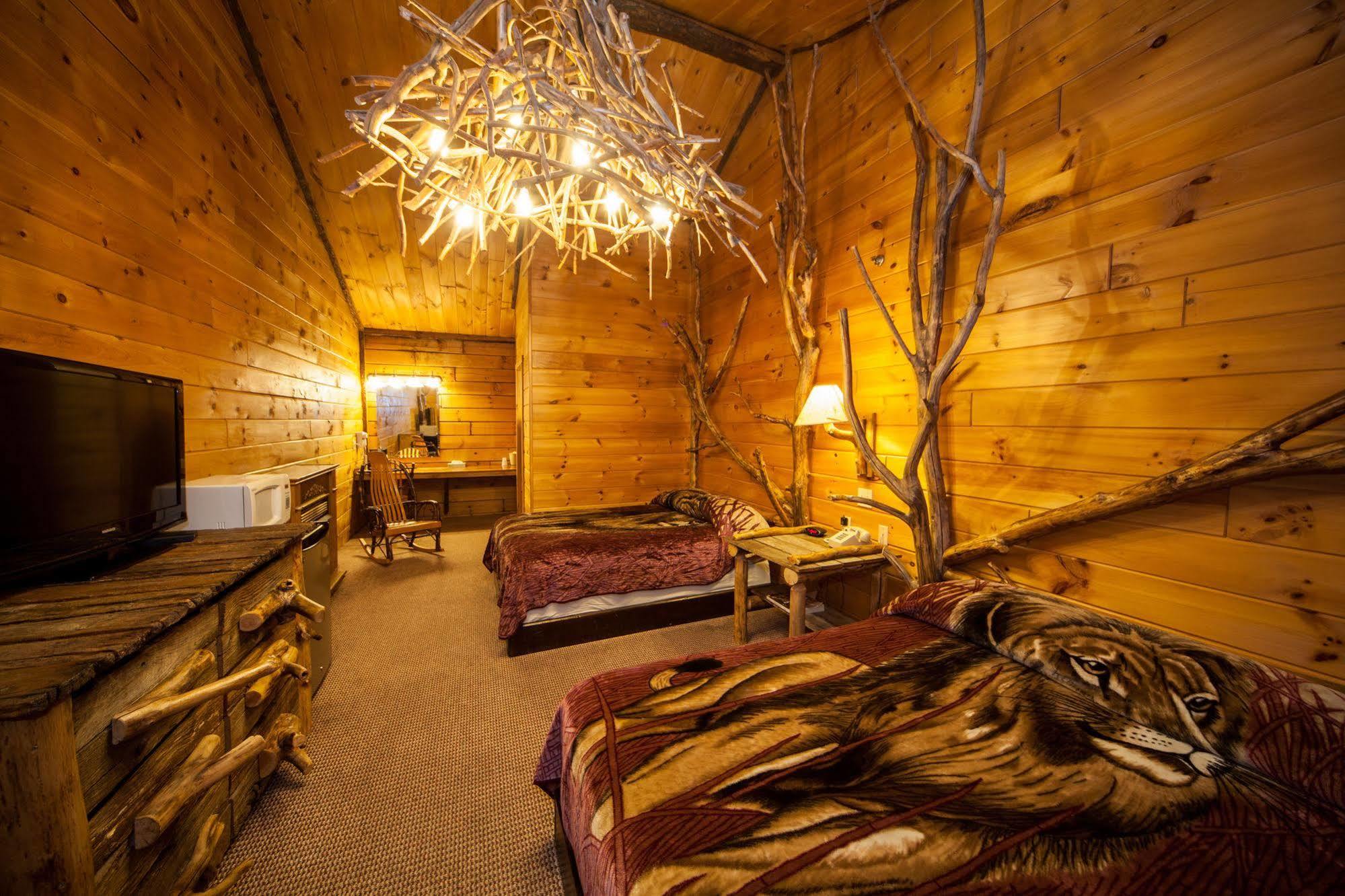 Log Cabin Lodge & Suites Jones Mills Exteriör bild